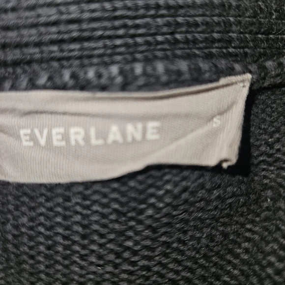 Everlane Women's Boxy Cardigan Sweater - Picture 3 of 3
